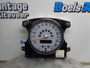 Used Odometer KM BMW Mini One/Cooper (R50) 1.6 16V One Price € 50,00 Margin scheme offered by Boels Autodemontage