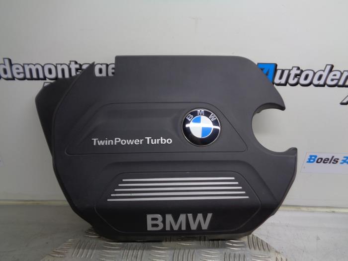 Abdeckblech Motor van een BMW X1 (F48) sDrive 18d 2.0 16V 2016