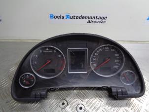 Używane Licznik kilometrów KM Audi A4 Avant (B6) 1.8 T 20V Cena € 50,00 Procedura marży oferowane przez Boels Autodemontage