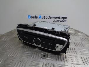 Gebrauchte Radio CD Spieler Renault Twingo II (CN) 1.2 16V Preis auf Anfrage angeboten von Boels Autodemontage