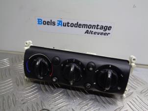 Usados Panel de control de calefacción BMW Mini One/Cooper (R50) 1.6 16V Cooper Precio € 35,00 Norma de margen ofrecido por Boels Autodemontage