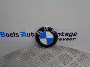Usagé Emblème BMW 5 serie (F10) 518d 16V Prix € 15,00 Règlement à la marge proposé par Boels Autodemontage