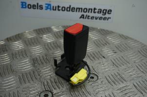 Usagé Insertion ceinture de sécurité arrière droite Volvo V40 (MV) 2.0 D2 16V Prix sur demande proposé par Boels Autodemontage