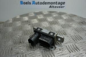 Usagé Relais préchauffage Volvo V40 (MV) 2.0 D2 16V Prix sur demande proposé par Boels Autodemontage