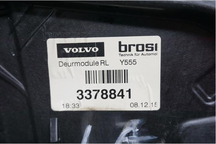 Mécanique vitre 4portes arrière gauche d'un Volvo V40 (MV) 2.0 D2 16V 2015