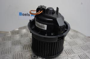 Używane Silnik wentylatora nagrzewnicy Citroen C1 1.0 Vti 68 12V Cena € 40,00 Procedura marży oferowane przez Boels Autodemontage