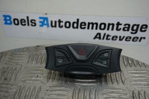 Używane Przelacznik swiatel awaryjnych Ford Ka II 1.2 Cena € 25,00 Procedura marży oferowane przez Boels Autodemontage