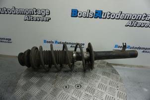 Used Front shock absorber rod, right Toyota Aygo (B10) 1.0 12V VVT-i Price on request offered by Boels Autodemontage
