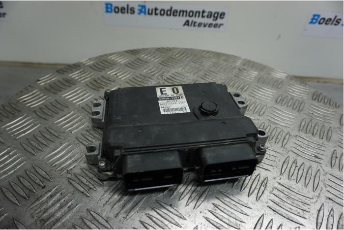 Used Engine management computer Suzuki Swift (ZA/ZC/ZD1/2/3/9) 1.3 VVT 16V Price € 65,00 Margin scheme offered by Boels Autodemontage