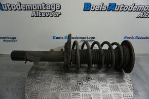 Used Front shock absorber rod, right Volvo V70 (BW) 1.6 DRIVe 16V Price on request offered by Boels Autodemontage