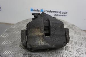 Used Front brake calliper, right Volkswagen Passat (3C2) 1.9 TDI Price on request offered by Boels Autodemontage