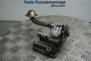 Used Oil pump Volkswagen Passat (3C2) 1.9 TDI Price on request offered by Boels Autodemontage