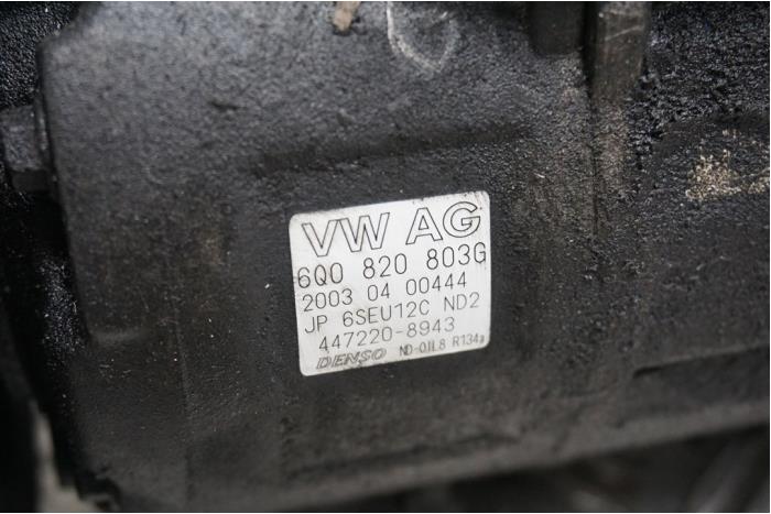 Klimapumpe van een Volkswagen Polo IV (9N1/2/3) 1.2 2003