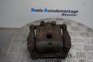 Used Front brake calliper, right Mazda 2 (DE) 1.5 16V S-VT Price € 35,00 Margin scheme offered by Boels Autodemontage