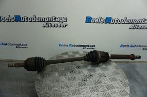 Used Front drive shaft, right Renault Clio III (BR/CR) 1.5 dCi FAP Price € 50,00 Margin scheme offered by Boels Autodemontage