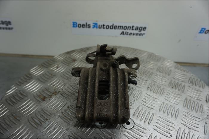 Gebrauchte Bremszange rechts hinten Audi A4 Avant (B5) 1.8 20V Preis € 35,00 Margenregelung angeboten von Boels Autodemontage