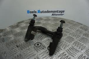 Used Rear brake calliperholder, right Skoda Octavia (1Z3) 1.2 TSI Price on request offered by Boels Autodemontage