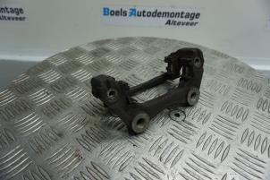 Used Rear brake calliperholder, left Mercedes Vito (447.6) 2.2 114 CDI 16V Price € 12,50 Margin scheme offered by Boels Autodemontage