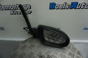 Used Wing mirror, right Volkswagen Touran (1T1/T2) 1.9 TDI 105 Euro 3 Price on request offered by Boels Autodemontage