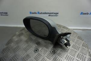 Used Wing mirror, left BMW 3 serie Touring (E91) 318d 16V Price € 40,00 Margin scheme offered by Boels Autodemontage