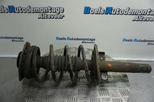 Used Front shock absorber rod, right Renault Megane II (BM/CM) 1.5 dCi 105 FAP Price on request offered by Boels Autodemontage