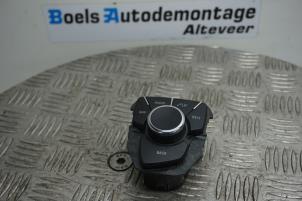 Używane Jednostka multimedialna Opel Insignia Mk.I 2.8 VXR V6 Turbo Ecotec 24V 4x4 Cena € 50,00 Procedura marży oferowane przez Boels Autodemontage