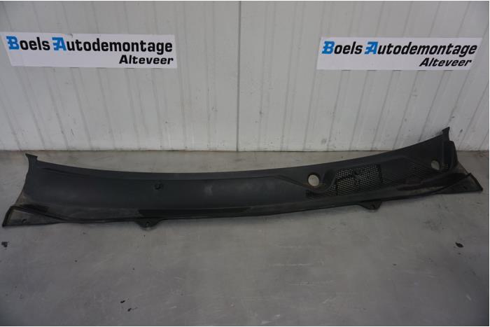 Używane Parawan Opel Insignia Mk.I 2.8 VXR V6 Turbo Ecotec 24V 4x4 Cena € 40,00 Procedura marży oferowane przez Boels Autodemontage