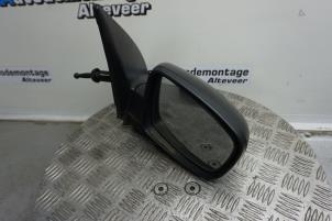 Used Wing mirror, right Hyundai i10 (F5) 1.1i 12V Price € 35,00 Margin scheme offered by Boels Autodemontage