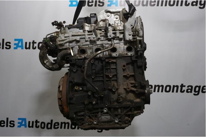 thumbnail interactive-video image 1 of Aftermarket Radiator For Renault Trafic 2.0 DCi – Replaces 214106419R, CR2637000P 1 of 5