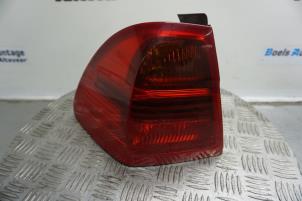 Used Taillight, left BMW 3 serie Touring (E91) 320d 16V Price € 35,00 Margin scheme offered by Boels Autodemontage