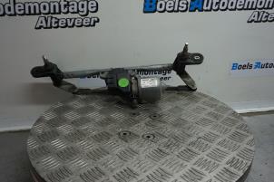 Used Wiper motor + mechanism Ford Ka II 1.2 Price € 35,00 Margin scheme offered by Boels Autodemontage