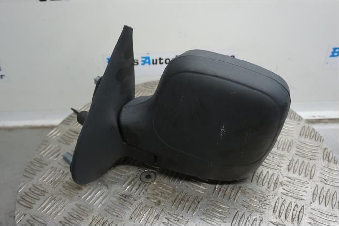 Wing mirror, left from a Citroën Berlingo 1.6 HDI 16V 75 2010