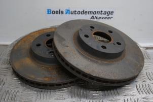 Used Front brake disc Toyota Celica (ZZT230/231) 1.8 16V VVTL-i TS Price on request offered by Boels Autodemontage