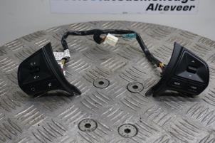Used Steering wheel switch Kia Rio III (UB) 1.1 CRDi VGT 12V Price € 35,00 Margin scheme offered by Boels Autodemontage