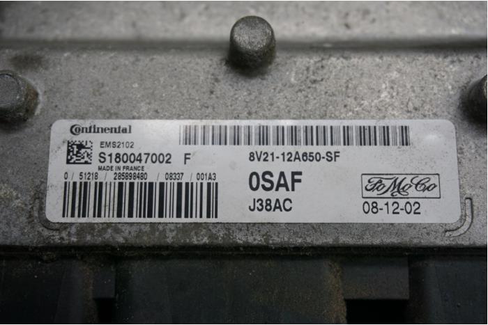 Ordenador de gestión de motor de un Ford Fiesta 6 (JA8) 1.25 16V 2009