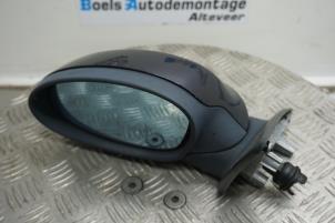 Used Wing mirror, left BMW 3 serie Touring (E91) 318d 16V Price € 40,00 Margin scheme offered by Boels Autodemontage