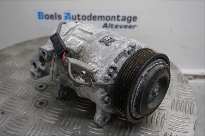 Usagé Compresseur de clim BMW 5 serie (G30) 530i 2.0 TwinPower Turbo 16V Prix € 250,00 Règlement à la marge proposé par Boels Autodemontage