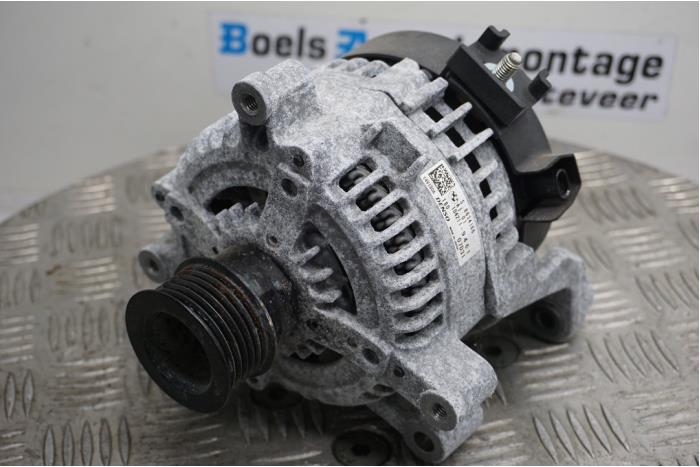 Usagé Dynamo BMW 5 serie (G30) 530i 2.0 TwinPower Turbo 16V Prix € 200,00 Règlement à la marge proposé par Boels Autodemontage