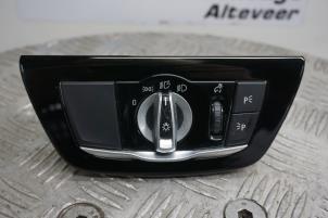 Usagé Commutateur lumière BMW 5 serie (G30) 530i 2.0 TwinPower Turbo 16V Prix € 65,00 Règlement à la marge proposé par Boels Autodemontage