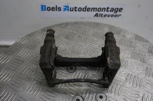 Used Front brake calliperholder, right Ford Fiesta 6 (JA8) 1.25 16V Price € 20,00 Margin scheme offered by Boels Autodemontage