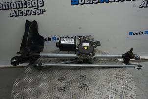 Used Wiper motor + mechanism BMW 3 serie (F30) 330e Price € 35,00 Margin scheme offered by Boels Autodemontage