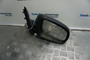 Used Wing mirror, right Nissan Note (E11) 1.4 16V Price € 35,00 Margin scheme offered by Boels Autodemontage