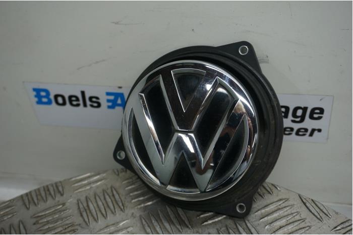 Tailgate handle from a Volkswagen Polo V (6R)