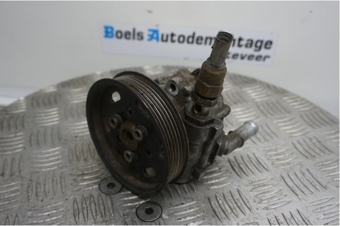 Usagé Pompe de direction Audi TT Roadster (8N9) 1.8 20V Turbo Prix € 35,00 Règlement à la marge proposé par Boels Autodemontage