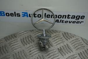 Used Emblem Mercedes S (W221) 3.5 S-350 24V Price € 20,00 Margin scheme offered by Boels Autodemontage