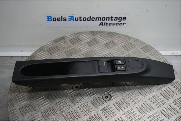 Usados Interruptor combinado de ventanillas Suzuki Celerio (LF) 1.0 12V Precio € 25,00 Norma de margen ofrecido por Boels Autodemontage