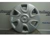 Wheel cover (spare) from a Renault Clio IV Estate/Grandtour (7R), 2012 / 2021 1.5 Energy dCi 90 FAP, Combi/o, 4-dr, Diesel, 1.461cc, 66kW (90pk), FWD, K9K608; K9KB6, 2012-11 / 2021-08, 7RFL; 7RJL; 7RPL; 7RRL; 7RSL 2015