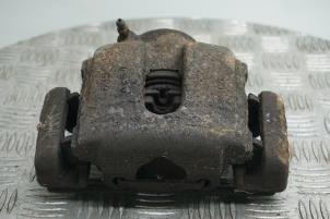 Used Front brake calliper, right BMW 3 serie (E46/2) 318 Ci Price € 35,00 Margin scheme offered by Boels Autodemontage