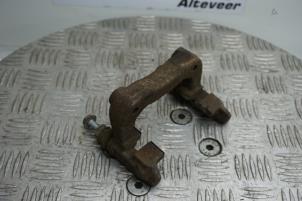 Used Rear brake calliperholder, left Citroen DS3 (SA) 1.6 e-HDi Price € 35,00 Margin scheme offered by Boels Autodemontage