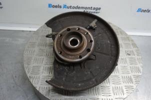 Usagé Moyeu de roue avant Opel Meriva 1.4 16V Ecotec Prix € 35,00 Règlement à la marge proposé par Boels Autodemontage